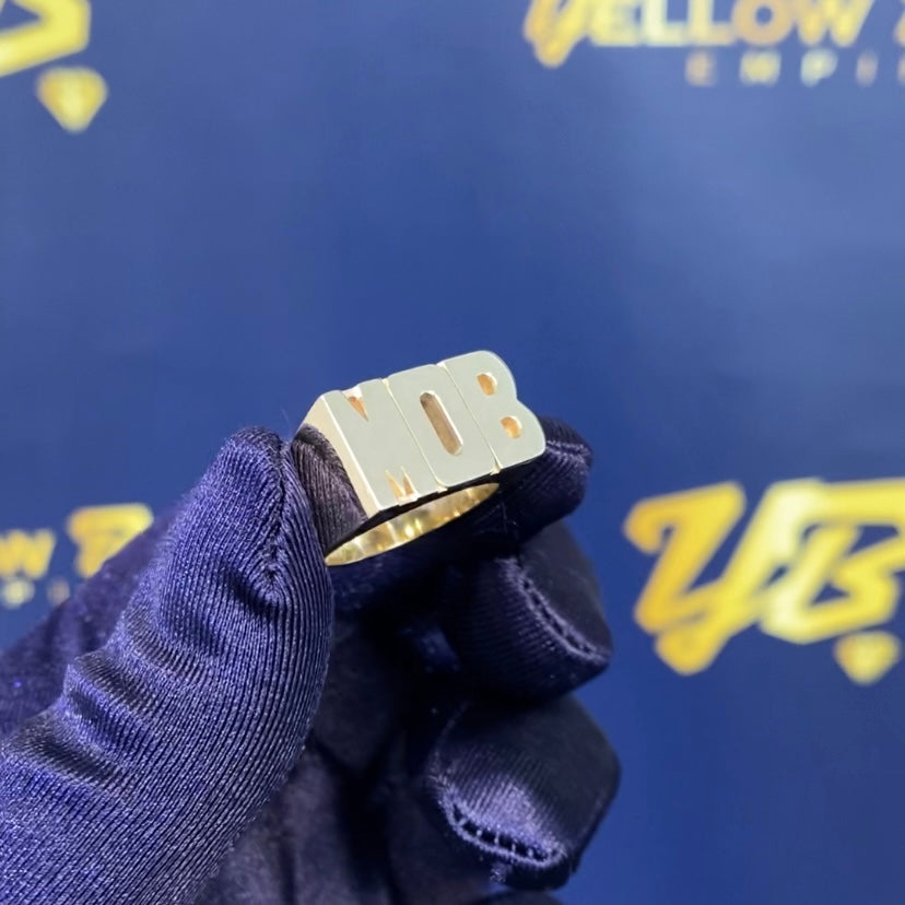 MOB ring in solid 14k yellow gold side